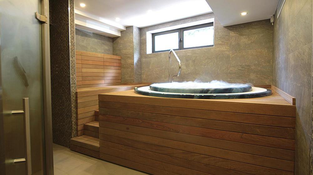 Hotel 9 Sant Antoni Ribes De Freser Bagian luar foto