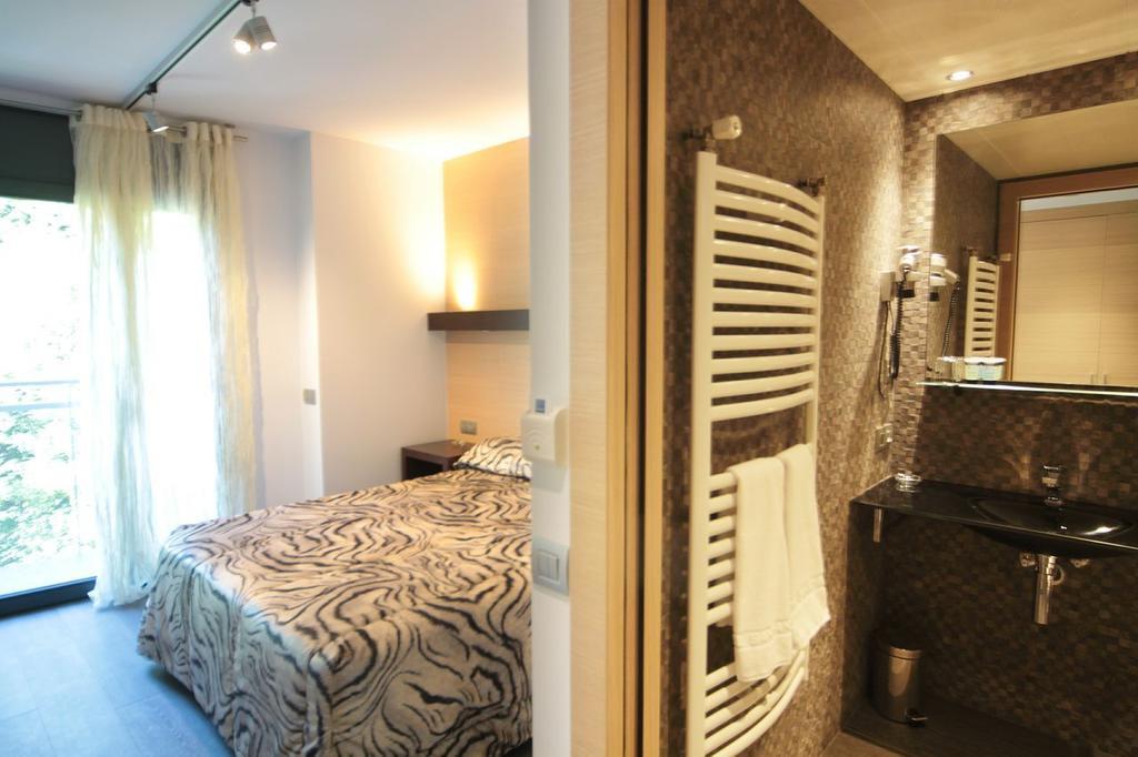 Hotel 9 Sant Antoni Ribes De Freser Ruang foto