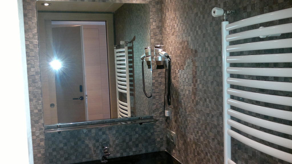 Hotel 9 Sant Antoni Ribes De Freser Ruang foto