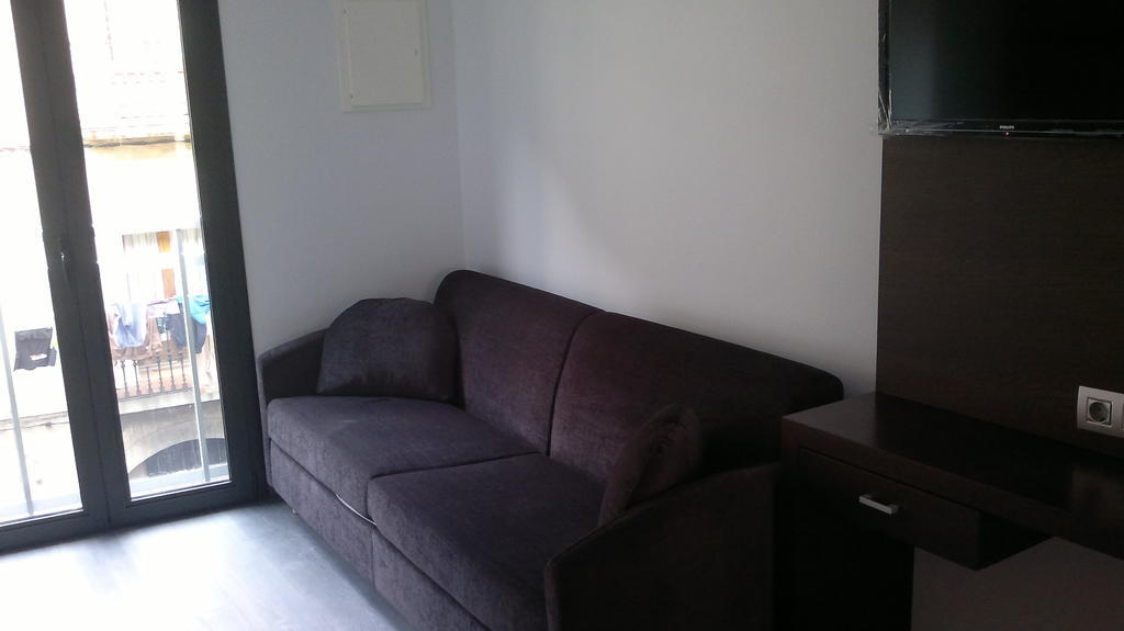 Hotel 9 Sant Antoni Ribes De Freser Ruang foto